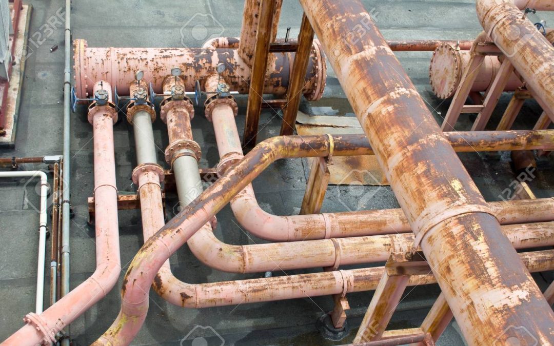 Rotura de tuberías por presión: causas, riesgos y prevención